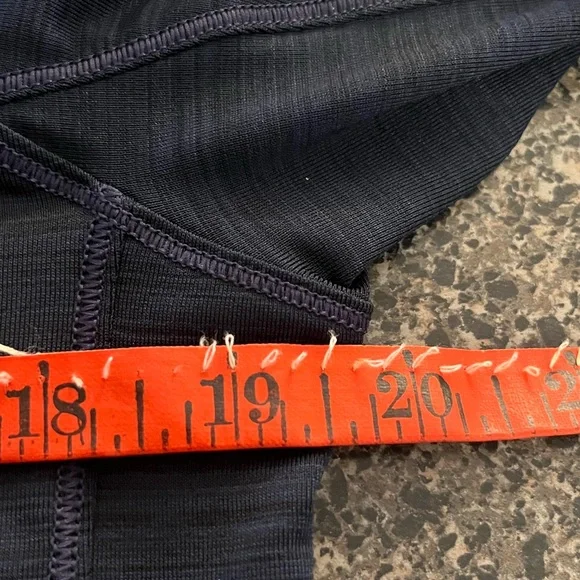 NWT Athlete Pacifica Shores Coverup Navy Small Quarter Zip Side Pockets Hood - Picture 12 of 16